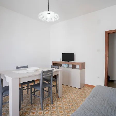 Nonna Rosas Appartement