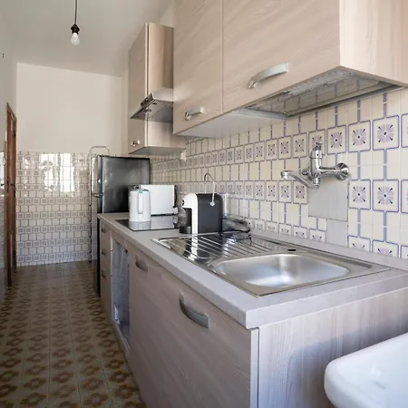 Nonna Rosas Lägenhet *