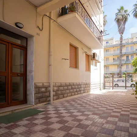 Nonna Rosas Lejlighed *